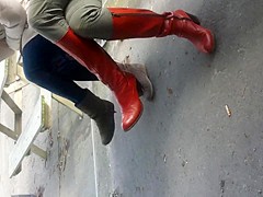 Dangling feet 3