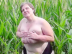 German Big Mature Lady Playing Outside - Tina C