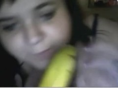 girl from US deepthroats a banana on chat roulette hot