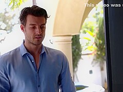 Bella Rolland's Footjob For Delivery Guy