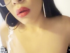 Juicymariah28 Cleaning Maid Rides Dick With Her Latex Glove