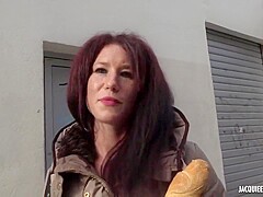 Sophia, 28 Years Old Athletic Coach First Porn Video