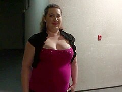 Danielle blows Tiana in an elevator