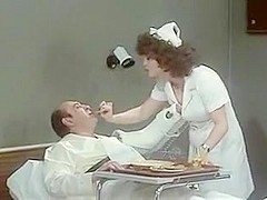 Agitese antes de usarla 1983 (Threesome erotic scene)
