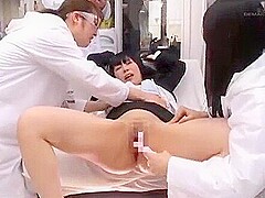 Shaved man spreads out and is given a vibrator