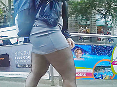 candid legs in public