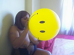 Ebony Smiley Face Balloon Blow