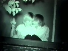 Teen asian couple have sex in the night filmed by a voyuer
