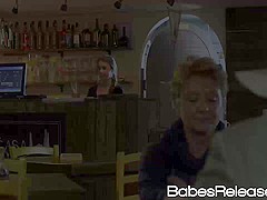 Pervert babe Elle Rose drilled by hard cock till she squirted