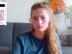 Shy Guitar Girl on Cam