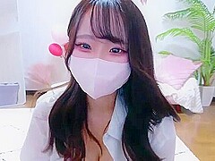Erotic live chat with cute beautiful girl