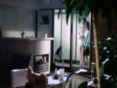Brunette gets pussy shaved at the salon