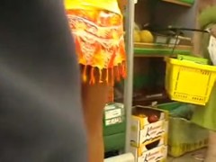 Upskirt in supermarket NO PANTIES
