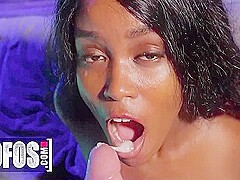 (kandie Monaee) Loves Nothing More Than Wet Sex In The Hot Tub With Her Boyfriend 12 Min
