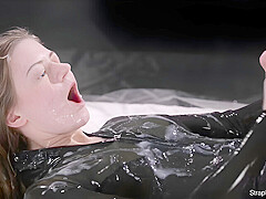 Full Latex Suit Strapon Solo - Maria Pie