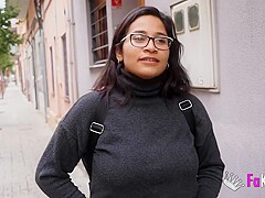 Lana Villafuerte - Ganar Dinero Y Tener Sexo? Ponla A Prueba!!! La Pechugona Lana