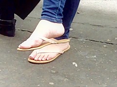 Pink Soles Toe Pedicure In Sandals