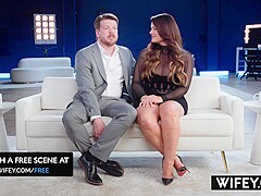 Curvy Hotwife Lacy Blindfolded For Gangbang With Hollywood Cash, Jamie Knoxx And Dan Damage