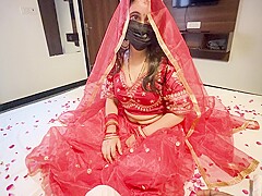 Suhagraat Ka Thofa - Pehla Raat Mein Dulhan Ki Gand Mari Jordaar Anal Desi With Village Bhabhi