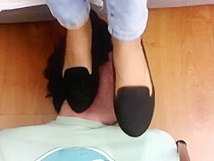 Face trampling , stomping and slapping with flats .
