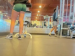 gym candid booty latina