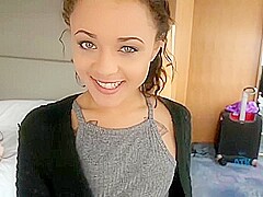 You Make Her Toes Curl Every Time - Holly Hendrix
