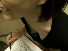 Brunette japanese babe gets filmed by downblouse voyeur