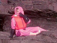 Raincoat Breathplay