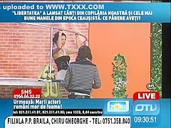girl in game show nipple slips