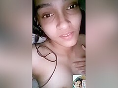 Today Exclusive- Cute Desi Girl Showing Boobs On Video Call