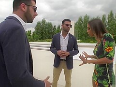 Malena La Pugliese prende due cazzi nel culo insieme