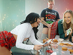 All I Want For Xmas Is With Paisley Porter, Vanessa Marie And Joshua Lewis