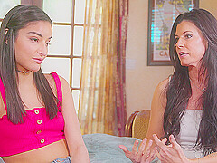why my moms' panties are always wet? 4K with India Summer, Emily Willis and Elexis Monroe