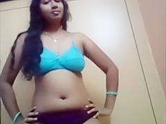 Hot indain girls remove her clothes