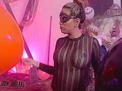 Bo Tingley And Nicole Rey - Halloween Balloon Bash