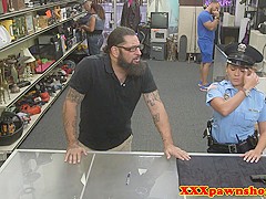 Pawning police babe screwed from behind