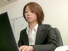 Japanese office slut celebrates with her colleague