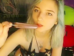SLUTTY GIRL EAR LICKING - AFTYNROSE