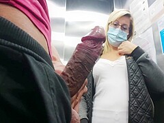 I Take My Cock Out Discreetly In The Elevator Of The Hotel, This Young Bourgeois Has Seen Everything
