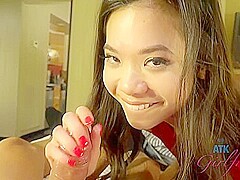 Vina Skyy In Vina Sky In Vina Puts On A Little Toy Show Before You Fuck