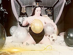 Sexy Bbw Balloon Popping New Years - Full