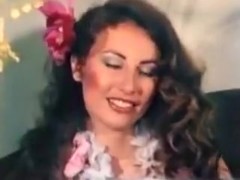 Vintage Babe - Loni Sanders