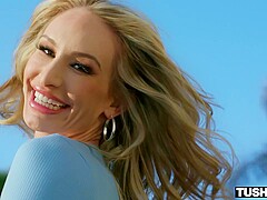 Blonde Baddie Bounces Little Ass - Daisy Stone