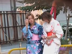 Hot double sharking action with two beautiful babes being easily fooled