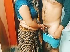 Beautiful Indian Bhabhi Having Romance