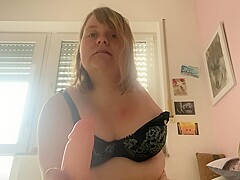 Amputee Girl In Pov Doggy Action