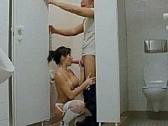 amateur - german couple on toilet