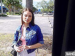 Peter Green, Liv Wild Liv Wild Fucks In The Bus To Get A Job / 16.1.2019