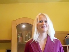 Meinen Stiefvater beim Wichsen erwischt und gefickt