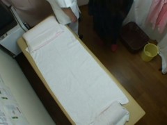 Dude gives hot finger and dick voyeur massage to Asian babe